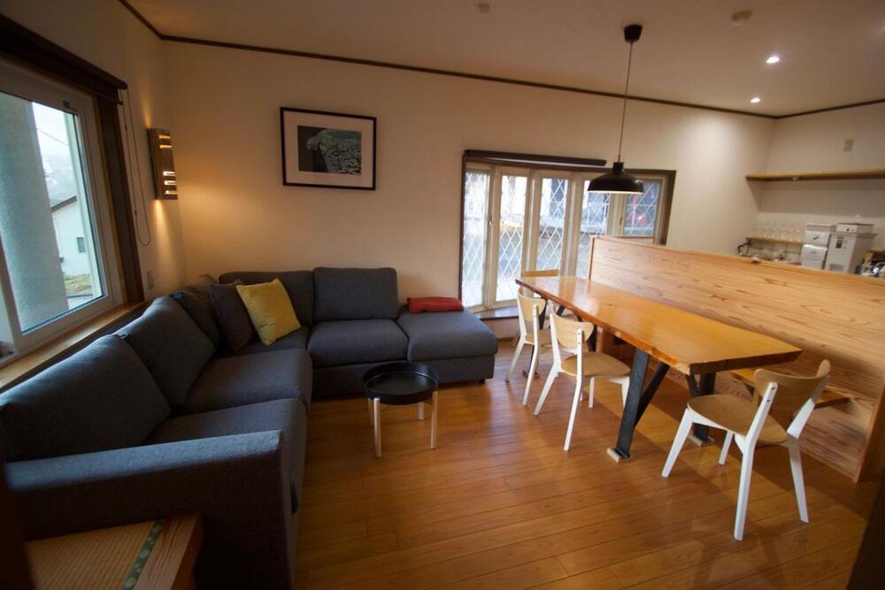 Akari House Swiss Bakery Apartman Nozava Onszen Kültér fotó