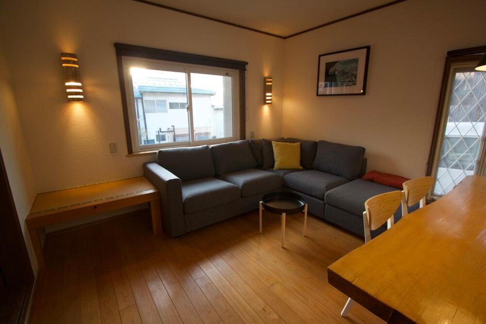 Akari House Swiss Bakery Apartman Nozava Onszen Kültér fotó